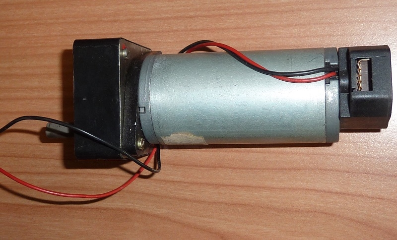 Dunkermotor 12-24 VDC Motor met gearbox 12:1 en encoder