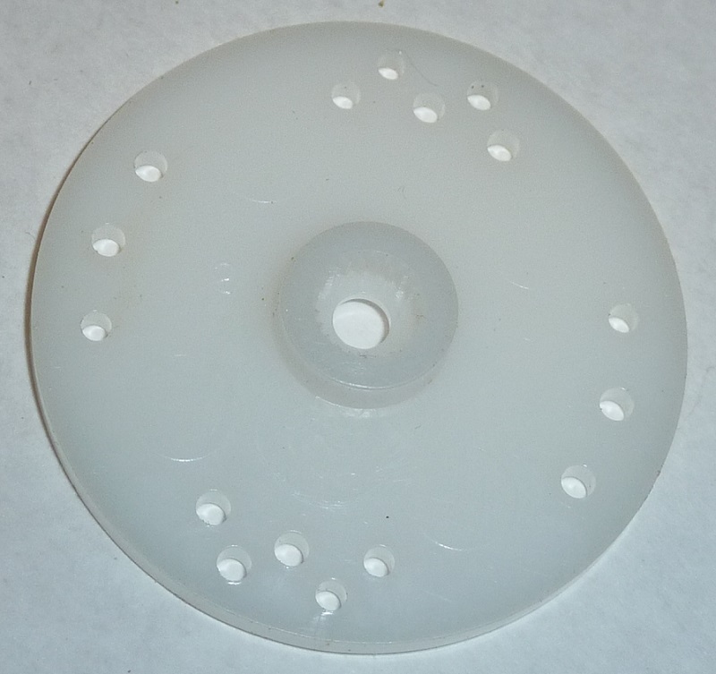 HITEC 35mm servoschijf met verdeling voorgeboord 24 Tanden 1st