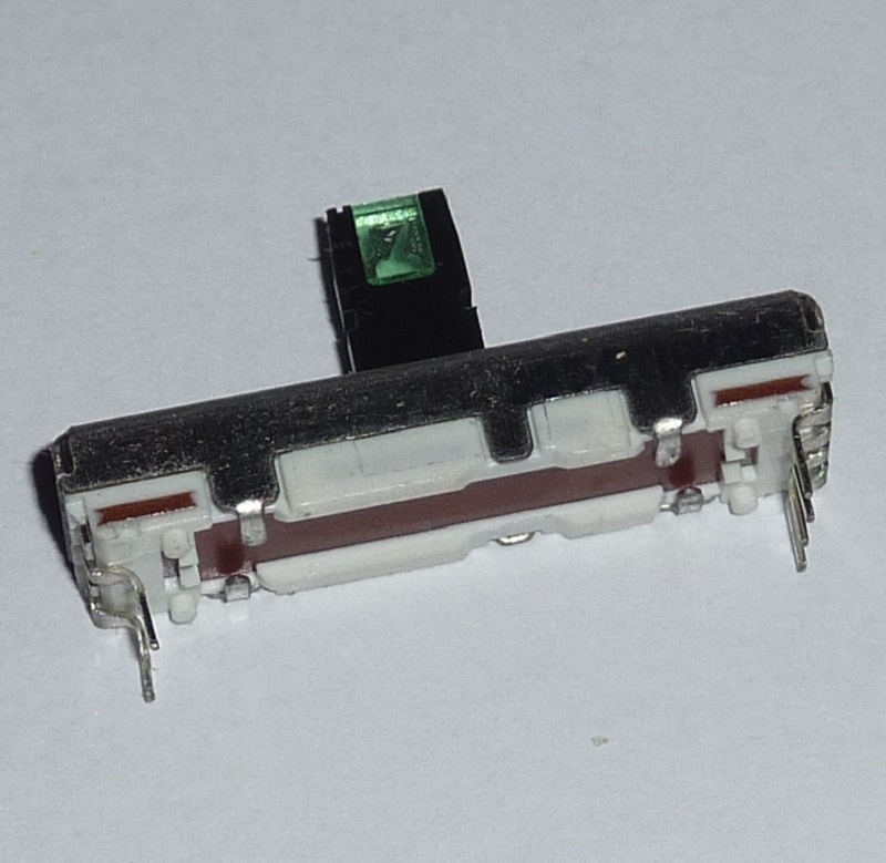 Schuifpotentiometers 10Kohms Travel=20mm Center Detent +LED