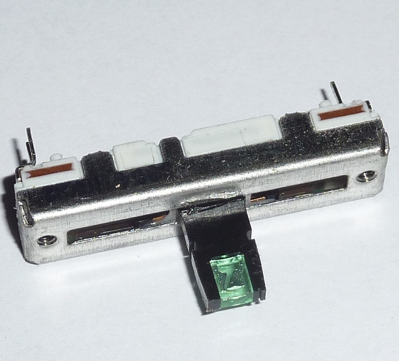 Schuifpotentiometers 10Kohms Travel=20mm Center Detent +LED