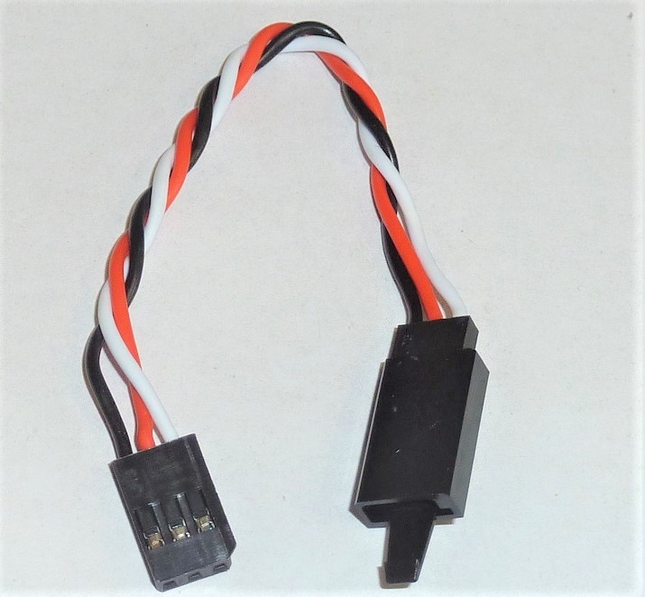 Servo verlengkabel 10cm  FUTABA LOCK 3x0,32mm2  PLAT 46111
