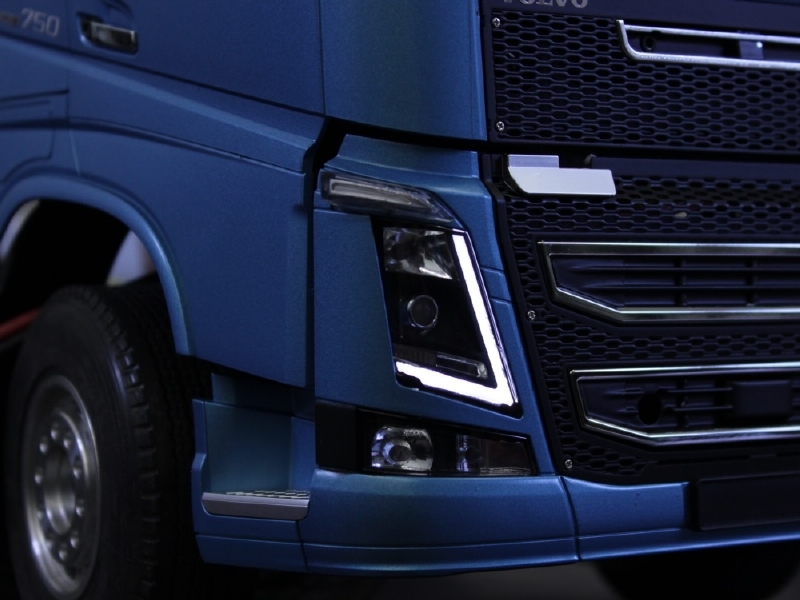 Servonaut LV7FH16 Volvo FH16 LED PCB front lights L+R 7-12V