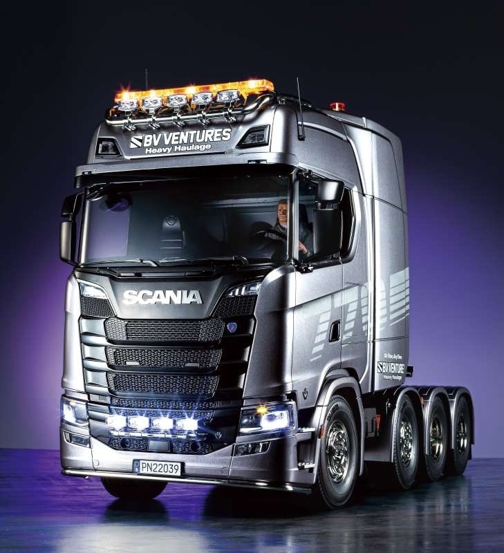 TAMIYA 56371 Scania Next Gen S770 V8 SLT  8x4 truck 1/14