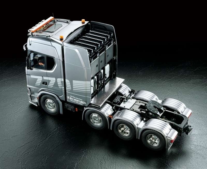 TAMIYA 56371 Scania Next Gen S770 V8 SLT  8x4 truck 1/14